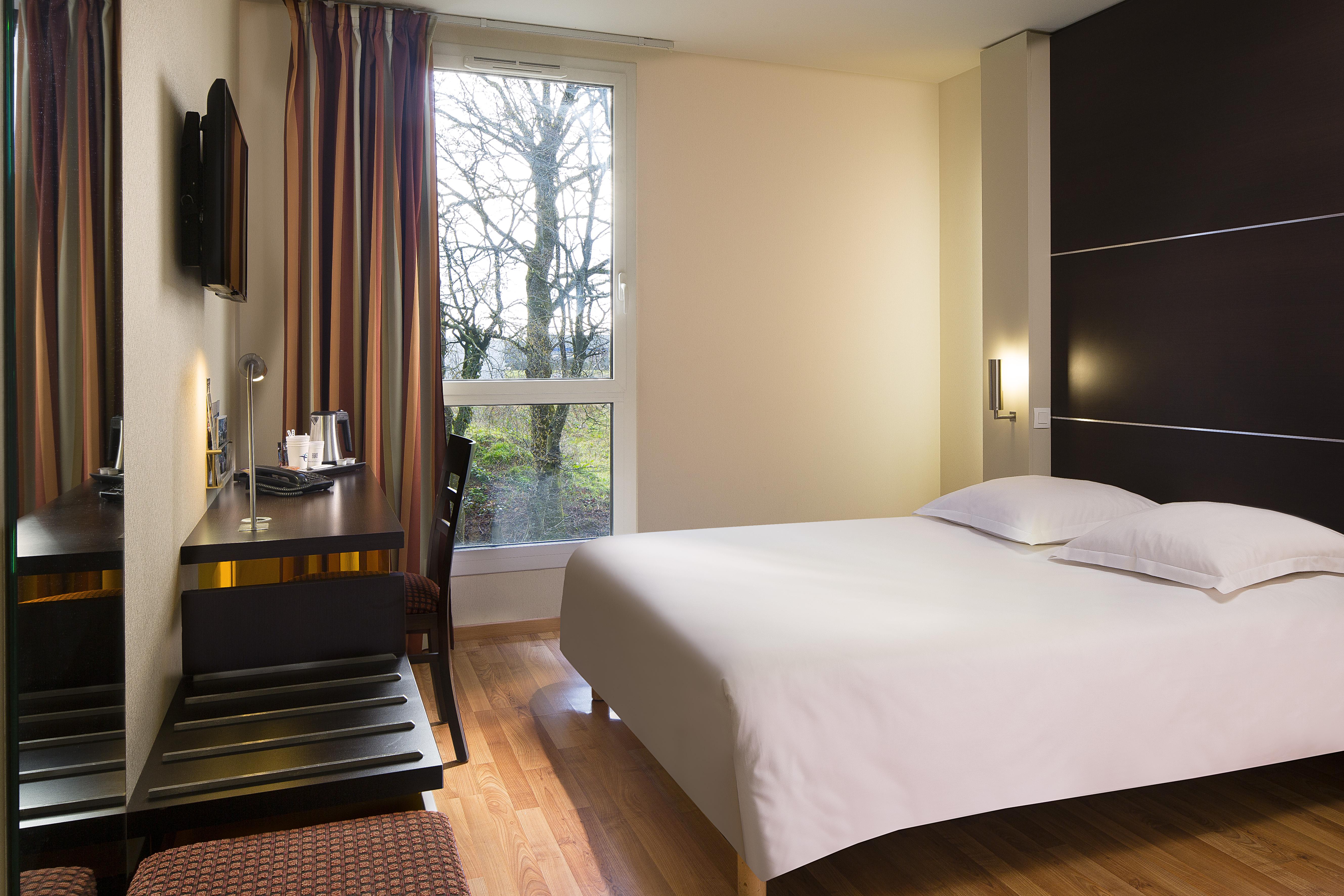 Escale Oceania Rennes Cap Malo Hotel La Meziere Екстериор снимка