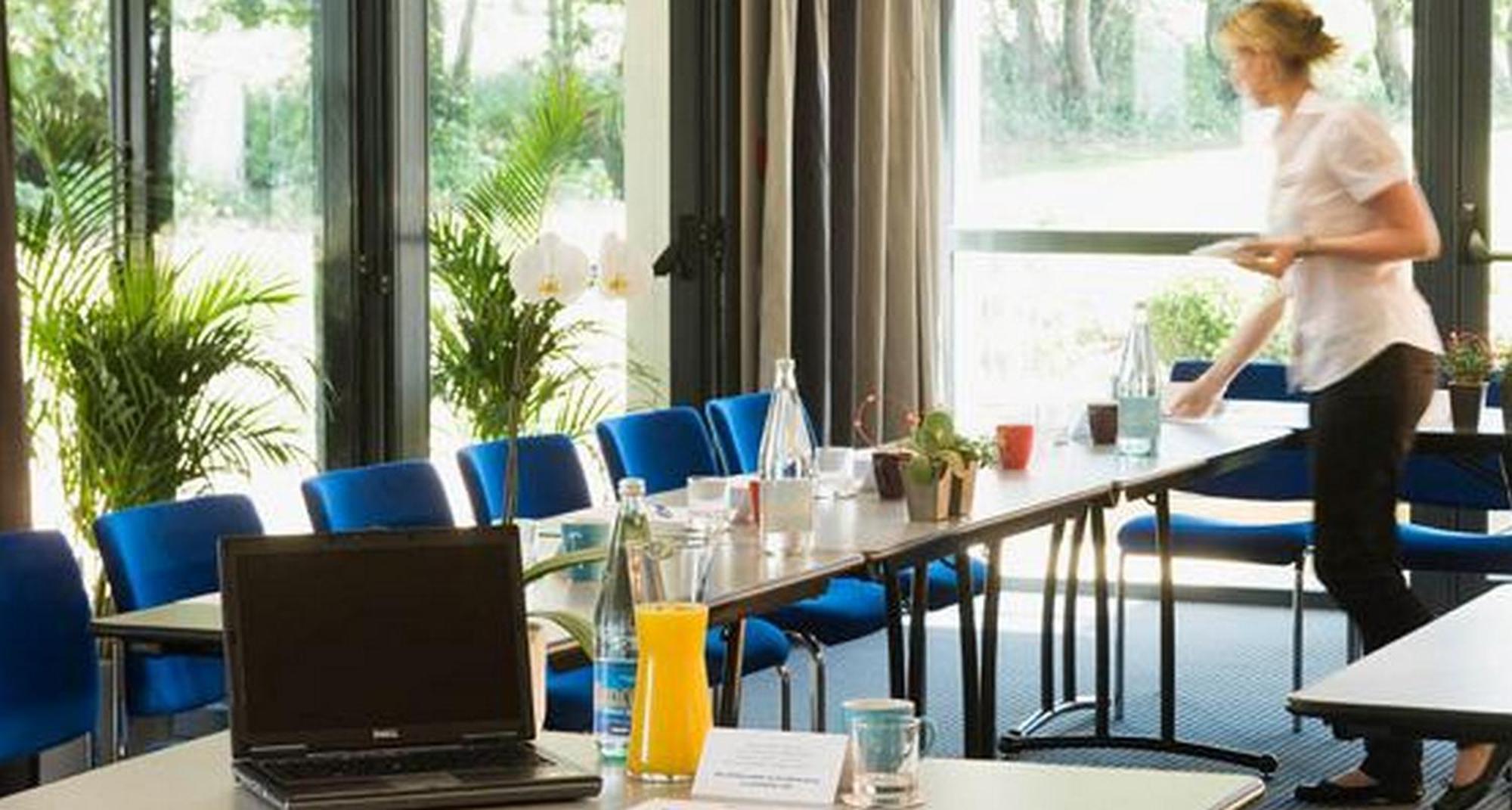 Escale Oceania Rennes Cap Malo Hotel La Meziere Екстериор снимка